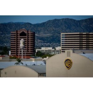 Pressure Grows as California Lawmakers Challenge Paramount’s $111 Billion Warner Bros Deal - Thumbnail