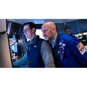 S&P 500 Hits All-Time High Amid Positive Earnings Reports - Thumbnail