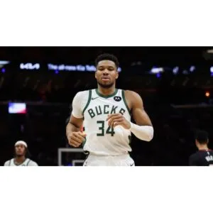 Giannis Trade: Bucks Set ‘Unrealistic’ Demands Amid Rising Rumors - Thumbnail