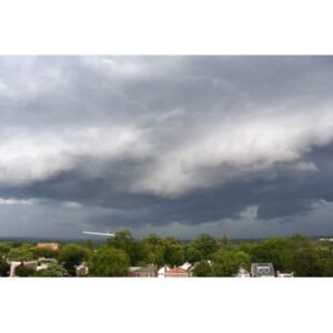 Severe Thunderstorm Watch: Damaging Winds and Heavy Rain Expected - Thumbnail