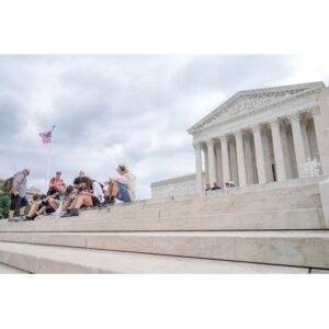 Supreme Court Ruling: Green Card Holders in Legal Limbo - Thumbnail