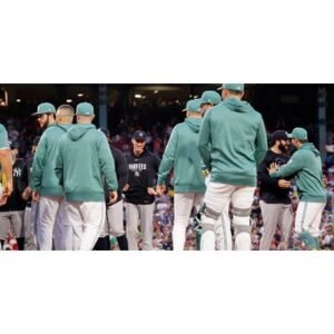 Explosive Yankee-Red Sox Rivalry Sparks Benches-Clearing Brawl - Thumbnail