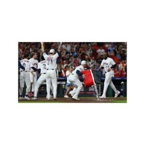 Astros Star Yordan Alvarez Shocks Rays with Walk-off Homer - Thumbnail