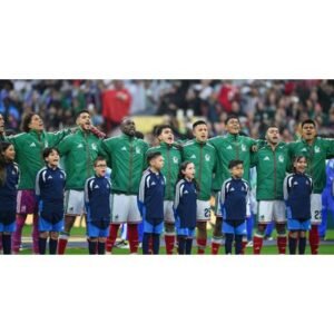 Urgent: Edson Álvarez Steps In for Injured César Montes vs England - Thumbnail