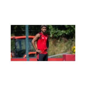 Surprising Squad Changes: Man United’s Santos Joins for Wrexham Match - Thumbnail