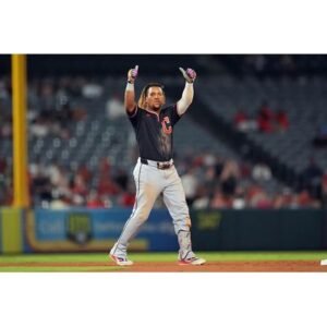 Shocking Guardians Rally From Five Runs Down to Win in 10 - Thumbnail
