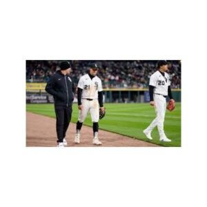 Padres’ Explosive Austin Hays Debut Ends in First-AB HR - Thumbnail
