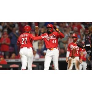 Shocking Reds vs Cubs Series Brings Critical Wrigley Stakes - Thumbnail