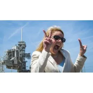 Shocking SpaceX Earnings Debut Puts Starlink in Focus - Thumbnail