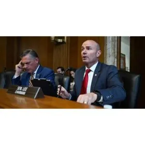 Shocking United States Midterm Election GOP Rift Deepens - Thumbnail