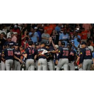 Braves Score 6-2 as Mahle Powers Historic Playoff Clinch - Thumbnail