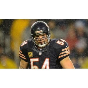 Explosive Brian Urlacher Take on Colin Kaepernick Revealed - Thumbnail