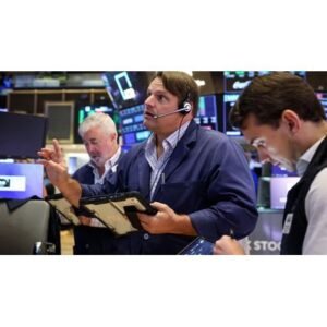 Dell Stock Slips as Tech Selloff Deepens on Rising Yields - Thumbnail