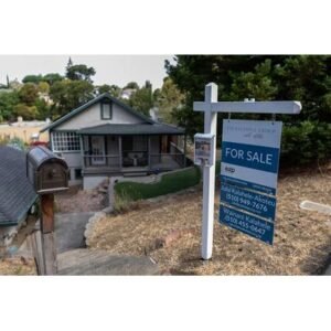 Mortgages Hit 6.95% in Shocking Housing Affordability Crisis - Thumbnail