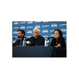 Historic Seahawks Owner Takes Charge of Seattle Team - Thumbnail