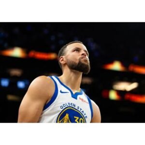 Shocking Stephen Curry Contract Pitch Includes Team Stock - Thumbnail