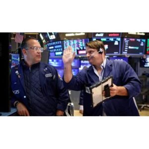 Shocking Stock Market Futures Rebound as Yields Retreat - Thumbnail