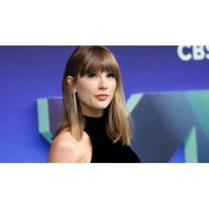 Shocking Taylor Swift Stuns at 2026 VMAs in Silver Gown - Thumbnail
