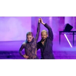 Surprising Amber Glenn Reveals Her DWTS Balancing Act - Thumbnail