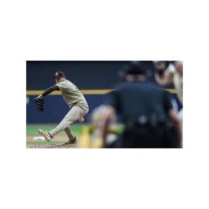 Shocking Brewers Score Win Leaves Padres in Deep Hole - Thumbnail