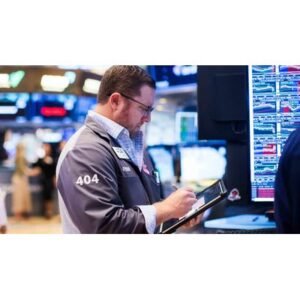 Shocking Dow Jones Industrial Average Climbs as Tech Slips - Thumbnail