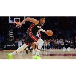 Shocking Heat vs Hornets Result Leaves Miami Winless at 0-3 - Thumbnail