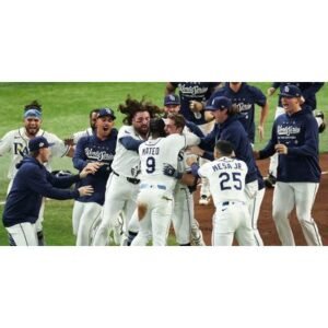 Shocking Milwaukee Brewers Fall as Rays Force Game 5 - Thumbnail