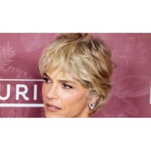 Shocking Selma Blair Arrest After Delta Flight Incident - Thumbnail
