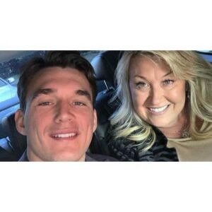 Shocking Tyler Cameron Tribute to Mom Andrea on DWTS - Thumbnail